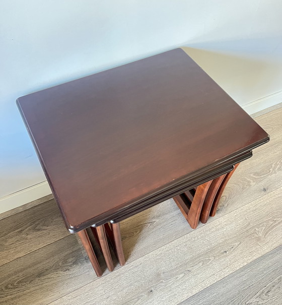 Image 1 of Set di 3 tavolini impilabili vintage