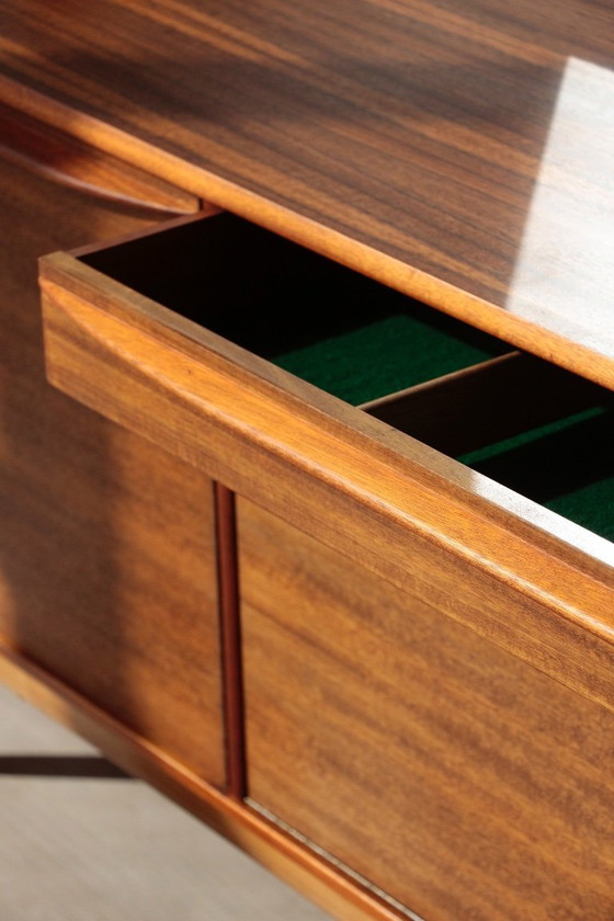 Image 1 of Meuble Vintage Zebrano et Noyer Morris of Glasgow