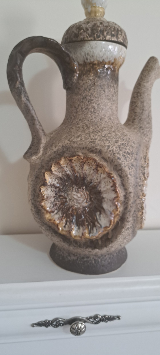 Image 1 of Fat lava