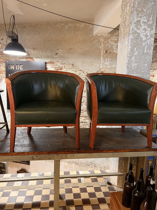 2 fauteuils en cuir