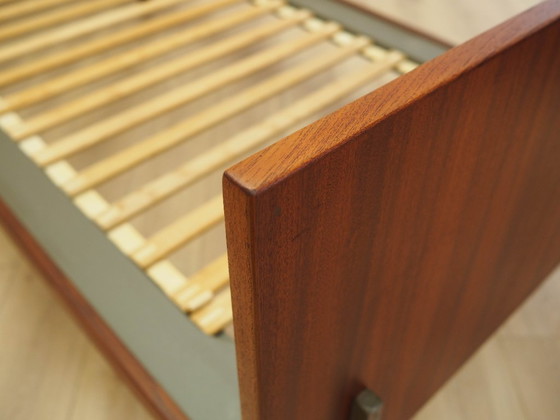 Image 1 of Cama de teca, diseño danés, década de 1960, diseñador: Hans J. Wegner, fabricante: Getama