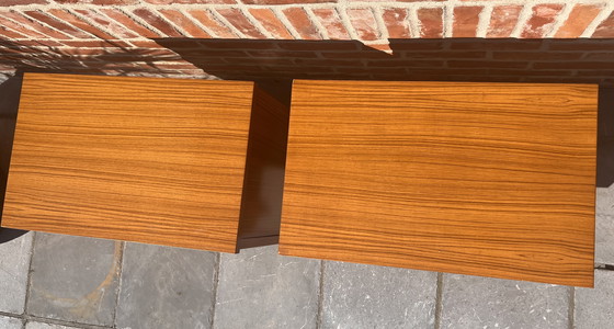 Image 1 of Dos mesitas de noche de los años 60/70