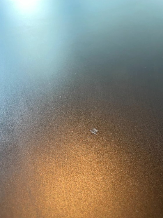 Image 1 of Mesa de reuniones en clase - 16/18 personas