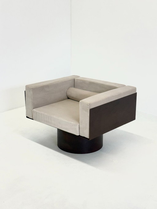 Juego de 2 sillones esculturales de metal italiano