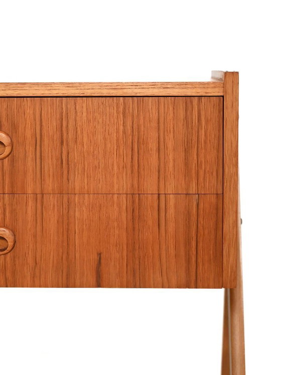 Image 1 of Mesita de noche escandinava de teca de la década de 1960