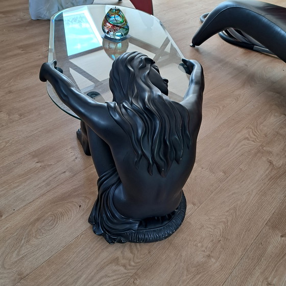 Image 1 of Coffee table