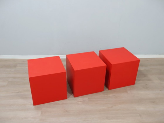 Image 1 of Set di 3 sgabelli / tavolini in vetroresina del 1960