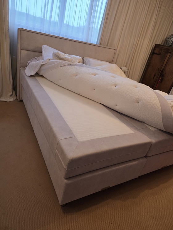 Image 1 of Doppelbett