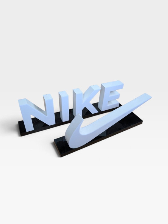 Nike & Swoosh Neon Sign, Decorative Objects, Plastic, Black (photo 4 of 10)