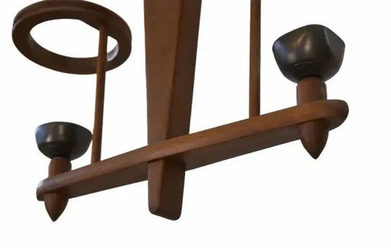 Lampadario in rovere di Guillerme e Chambron e ceramica di Danikowski anni '50 – Guillerme & Chambron, Legno (photo 2 of 11)