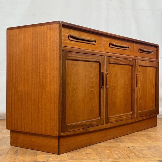 Image 1 of Buffet vintage G Plan Fresco, 1970 - Buffet en teck Mid-Century Modern