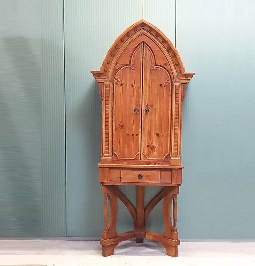 Tabernacle antique