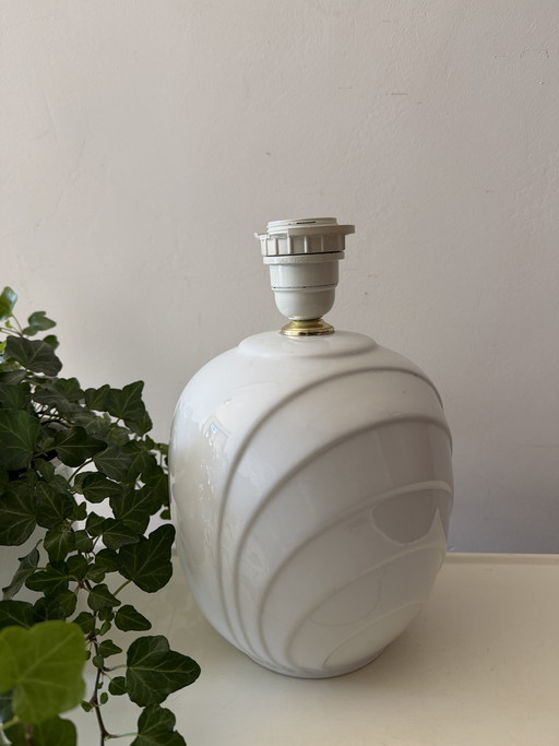 Lámpara de cerámica blanca vintage de los años 80