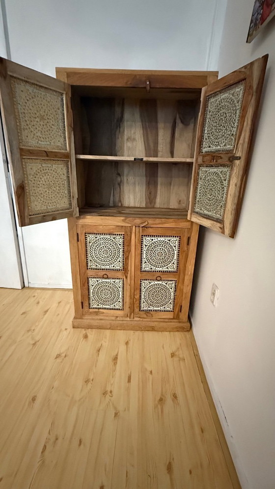 Image 1 of Armario hecho a mano en la India