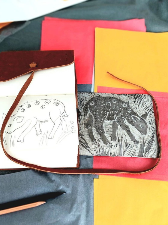 Image 1 of Stampa Linocut della pecora nera: Arte fatta a mano in edizione limitata A4