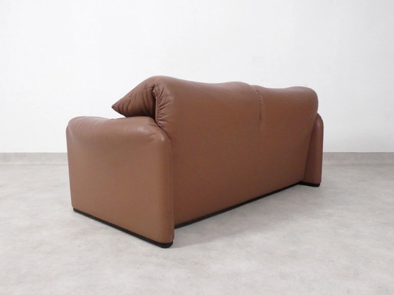 Image 1 of Cassina Maralunga 2 posti in pelle color mocca