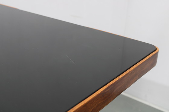 Image 1 of Tavolino da caffè in faggio con piano in vetro opalino, anni '60, Cecoslovacchia