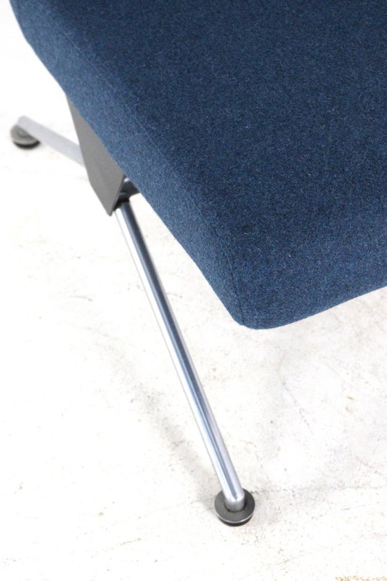 Gispen 1431 Armchair by A.R. Cordemeyer, blue fabric upholstery, Textile, Metal, Modern (photo 15 of 15)