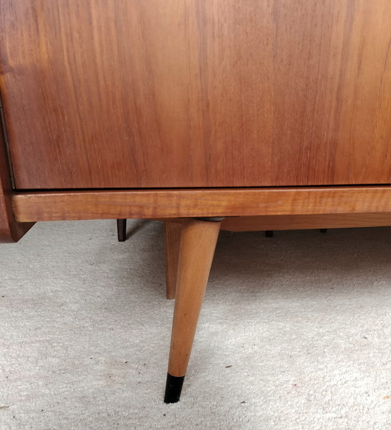 Image 1 of Vintage teakhouten groot dressoir 