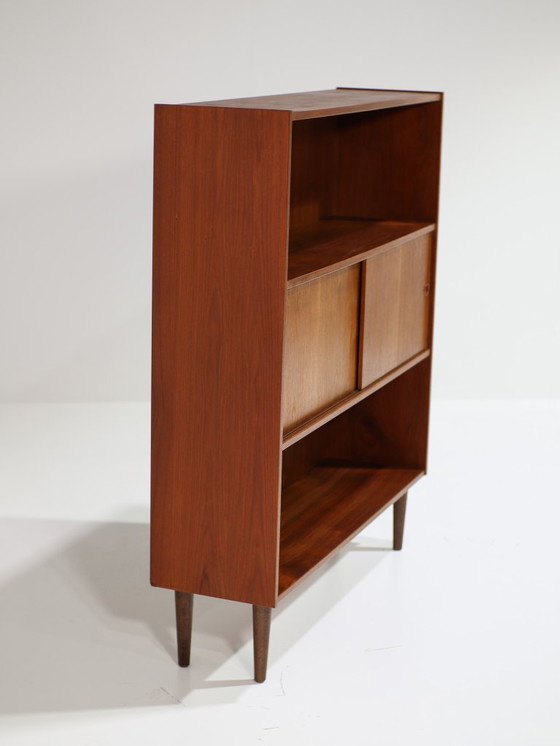 Image 1 of Libreria vintage danese in teak con ante