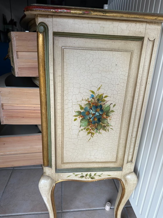 Image 1 of Elegante set di mobili per ingresso composto da 3 pezzi: mobili in stile veneziano (cassettiera, specchio, armadio)