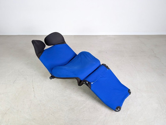 Image 1 of Silla original Cassina Wink Toshiyuki Kita tela negra azul