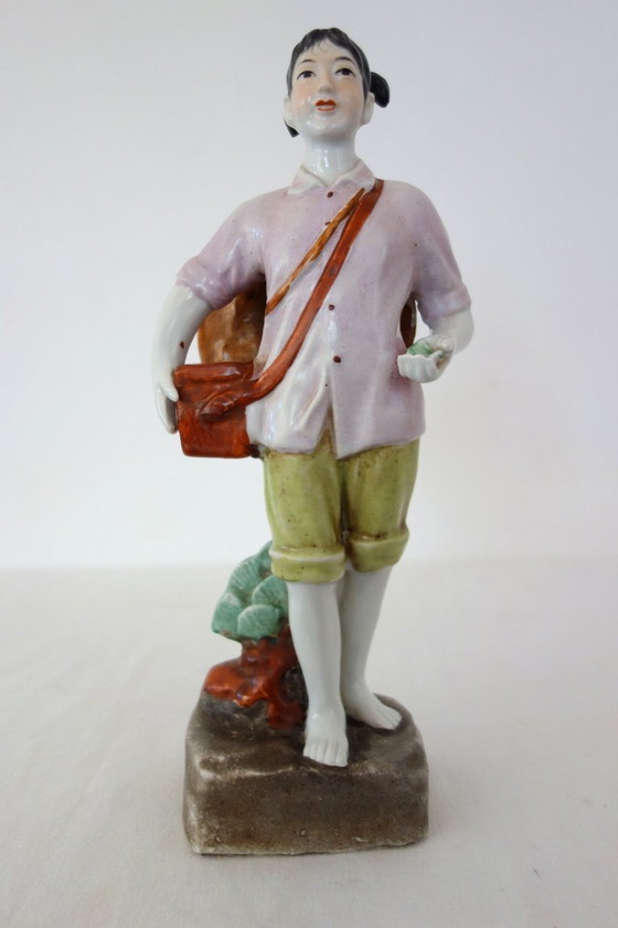 Image 1 of Chinesische Frauenstatue aus Biskuitporzellan – Kulturrevolution Nr. 16