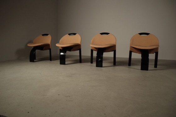 Ensemble de huit chaises de salle à manger « Voile » de Giovanni Offredi pour Saporiti Italia, 1973 – Plastic (photo 7 of 15)