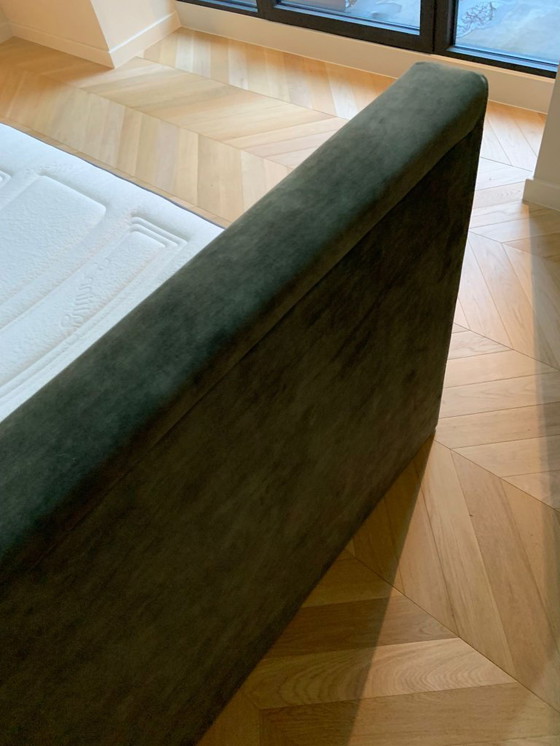 Image 1 of Lit double de luxe 180x220 – NEUF & JAMAIS UTILISÉ – 3 750 €