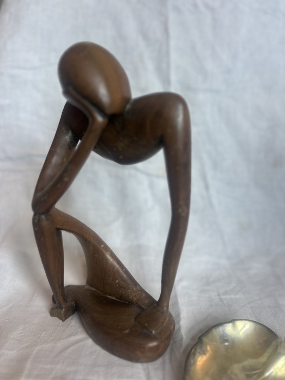 Image 1 of Houten beeld vintage années 70 70 de denker rang élégant beschadigd liever ophalen dan verzenden