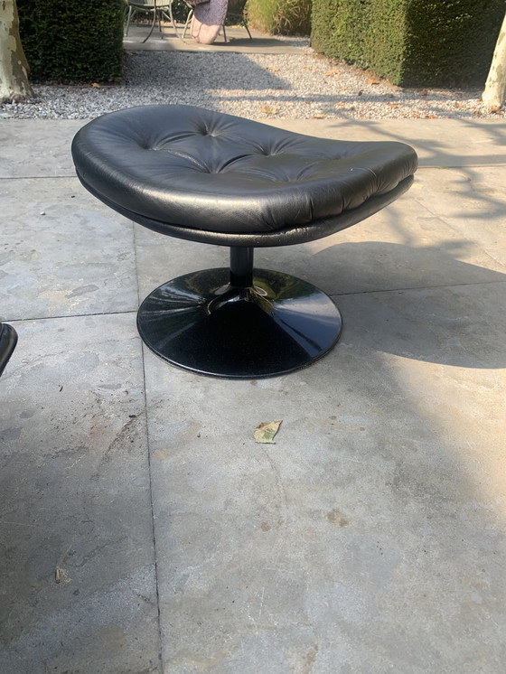 Image 1 of 4 x Artifort F510 in pelle nera