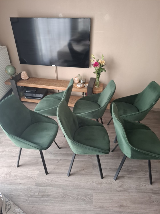 Image 1 of Juego de 6 sillas de terciopelo - verdes con patas negras