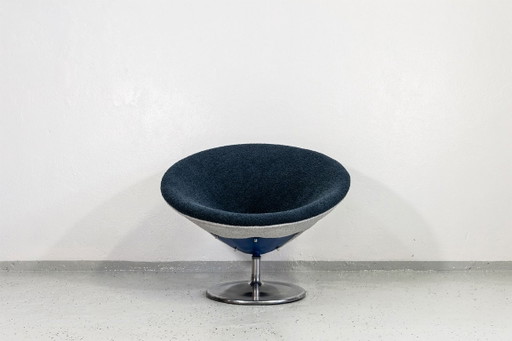 Ruimtevaartfauteuil in kegelvorm, Duitsland, jaren 70 – Textile (photo 2 of 13)
