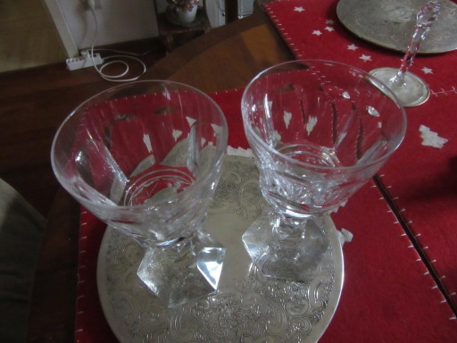 2 verres à vin anciens Val Saint Lambert VSL Royal 172 - hauteur 17,2 cm