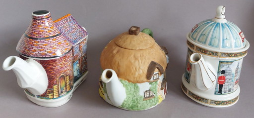 Set of vintage ceramic teapots - UK 1960-1970