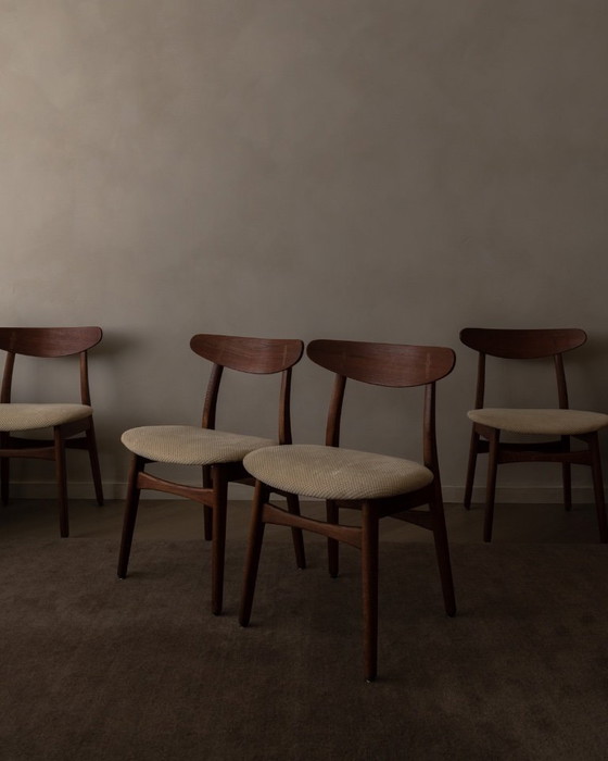 Image 1 of Set aus 4 CH30-Esszimmerstühlen von Hans J. Wegner für Carl Hansen & Søn – dänisches Design, 1950er Jahre