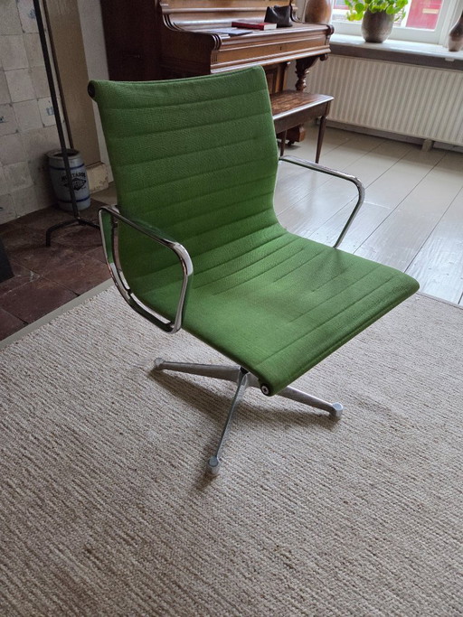 Vitra EA chaise de bureau EA107 938-138