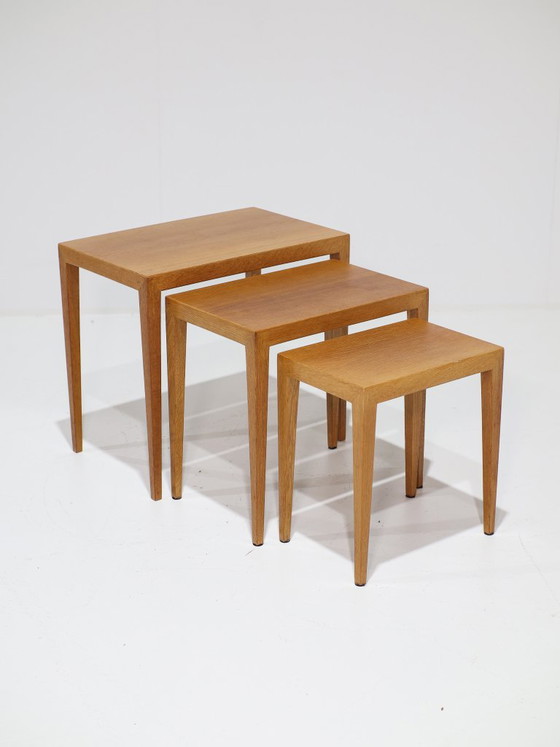 Nesting tables mesas auxiliares de roble Severin Hansen Danés 1960s, Hansen (Severin), Madera, Marrón, Vintage (foto 3 de 13)