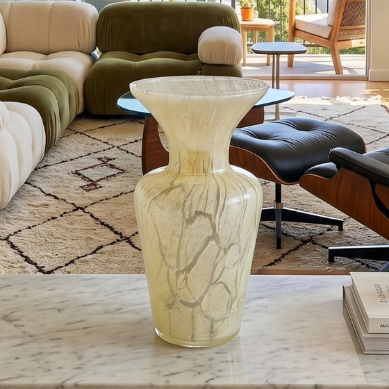 Image 1 of 1970s Luxury handcrafted Green Vase in Murano glass by Maestro del Vetro. Made in Italy