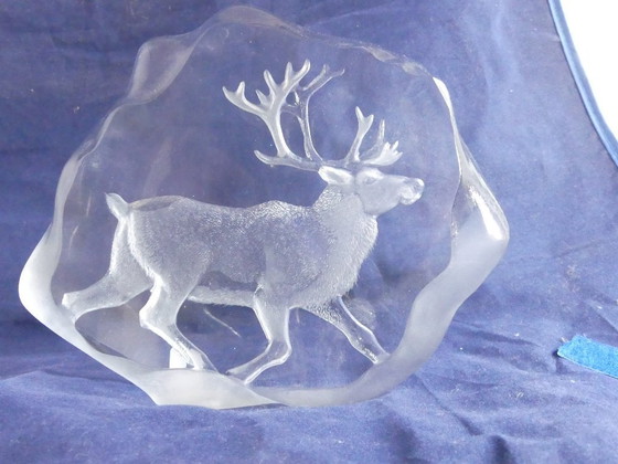 Image 1 of Mats Jonasson Renne en cristal de plomb Paperweight ow4AEB