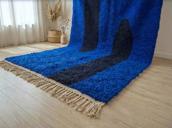 Image 1 of Handmade Moroccan rug 250cm x 150cm