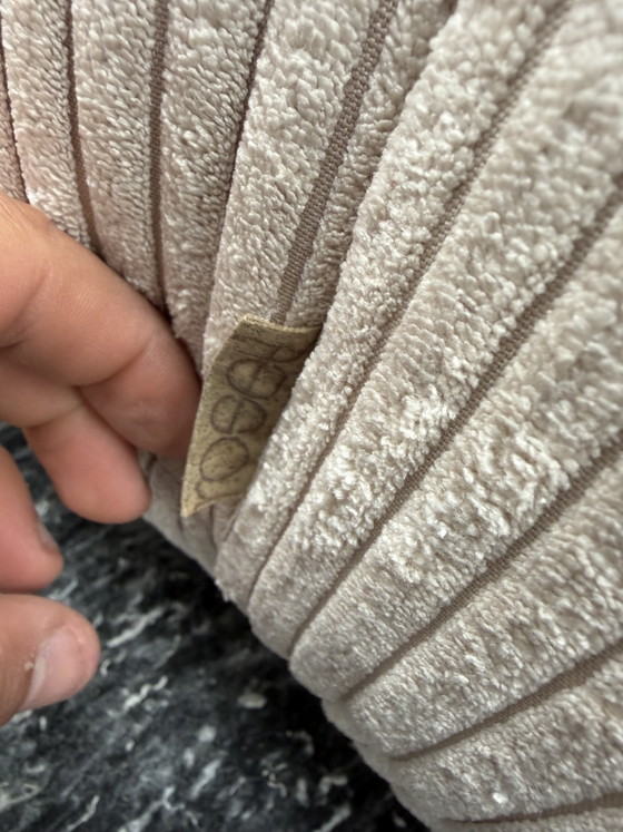 Image 1 of Ligne Roset Togo 3zit met poef (ottoman) in Beige Ribcord (Velours côtelé) 10/10 staat!!