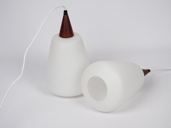 Image 1 of Paire de 2 suspensions vintage danoises des années 1960