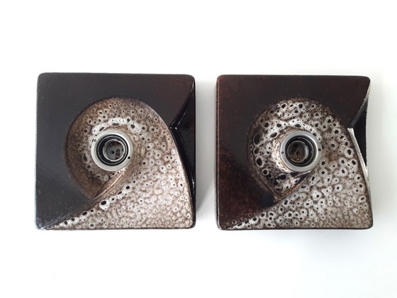 Image 1 of 1 van 2 Keramieken aardewerken vintage wandlampen in bruintinten, west germany fat lava stijl, keramische wandlamp, space age la