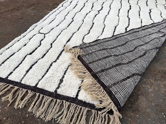 Image 1 of Traditional Moroccan Berber rug, handmade, 150/250 cm