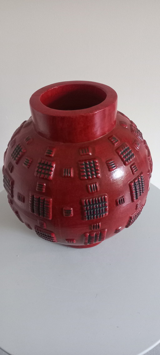 Heavy vintage vase object ceramic with relief