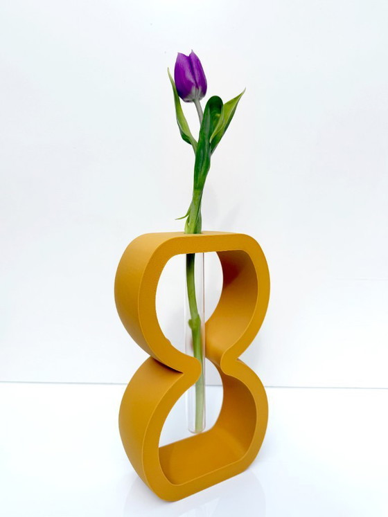 Image 1 of Relojes de arena atemporales (juego de 3 jarrones tallados)