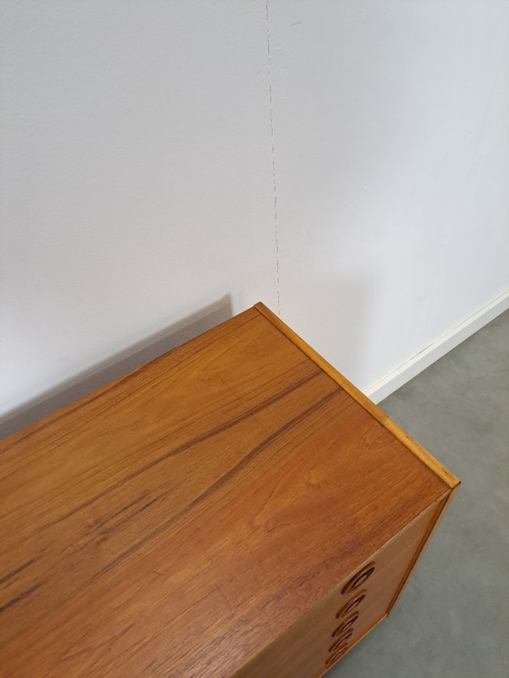 Image 1 of Dänische Teakholzkommode mit 5 Schubladen