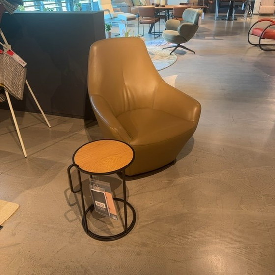 Image 1 of Pode Gloss Side Table