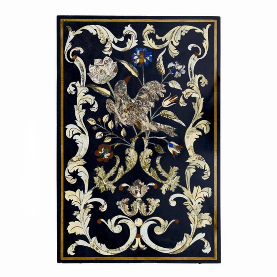 Image 1 of 20e-eeuwse Italiaanse handgemaakte salontafel met smeedijzeren frame en ingelegd marmeren blad